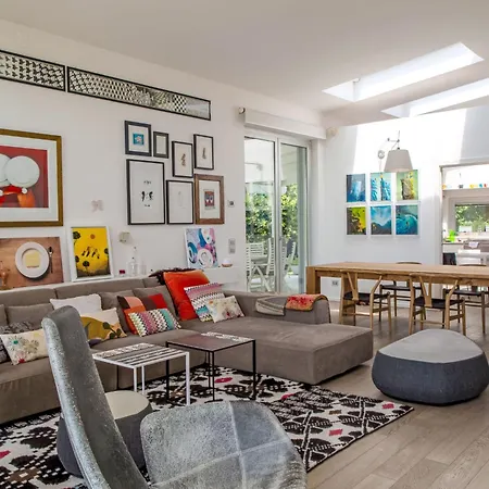 Mulberry Garden By Interhome *
