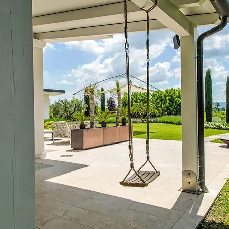 Βίλα Mulberry Garden By Interhome