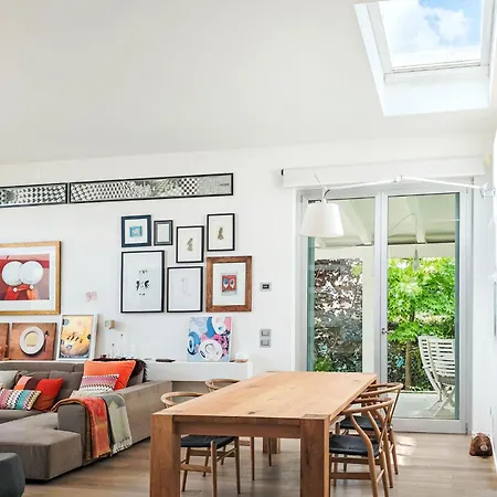 Βίλα Mulberry Garden By Interhome