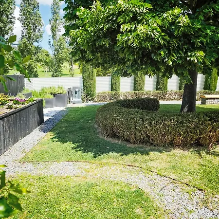 Mulberry Garden By Interhome *