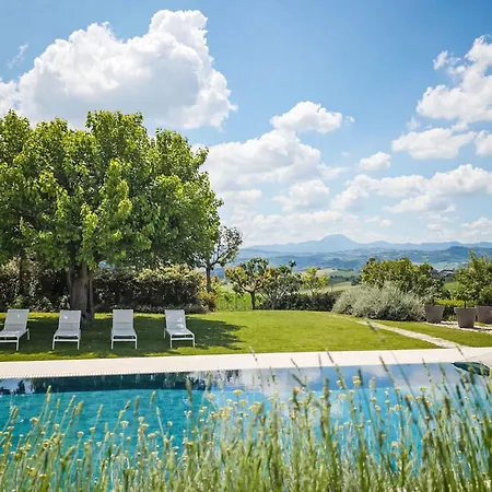 Βίλα Mulberry Garden By Interhome *